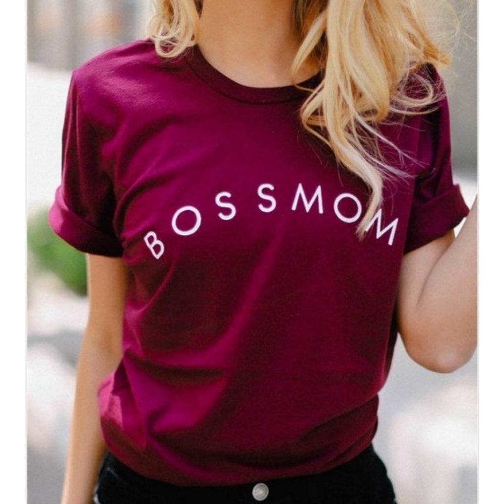 BOSSMOM  graphic tee Short Sleeve Maroon Wine Bordeaux White letter Small New
